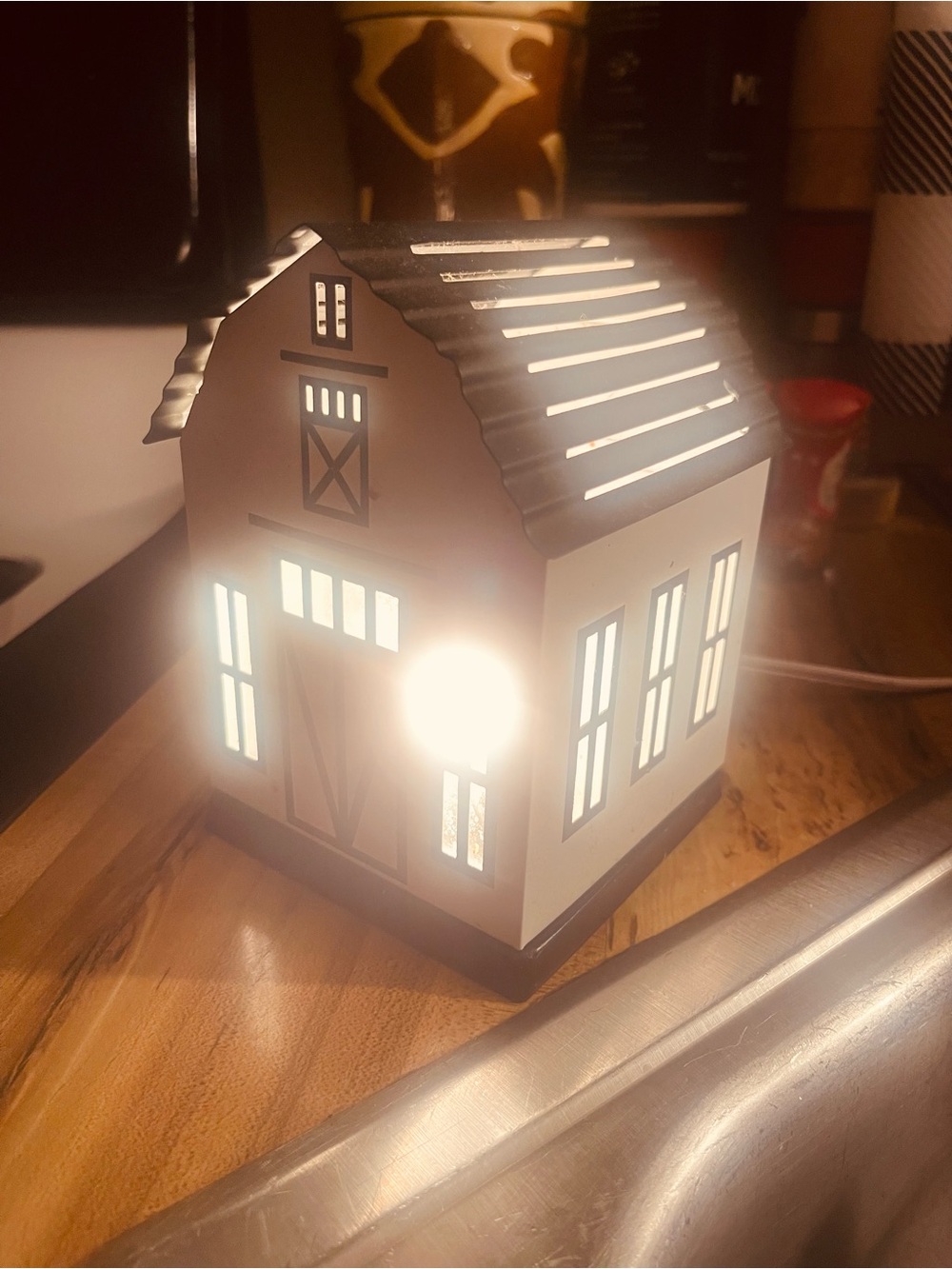 Scentsy White Barn LED Accent Lantern